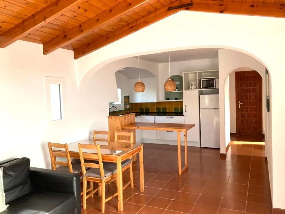 Private Apartments Cala Canyelles 滨海略雷特