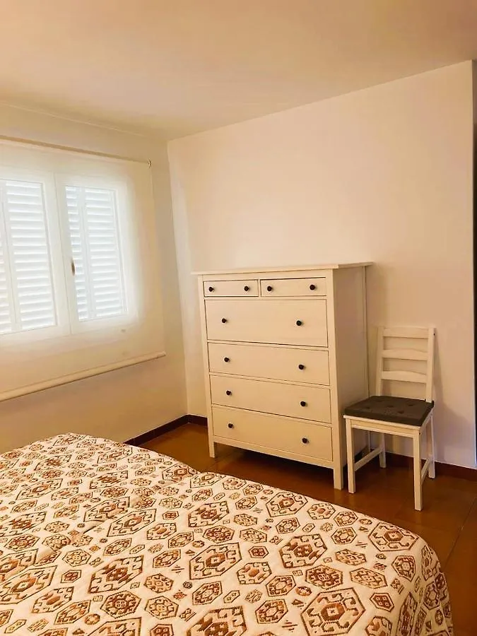 Private Apartments Cala Canyelles 滨海略雷特