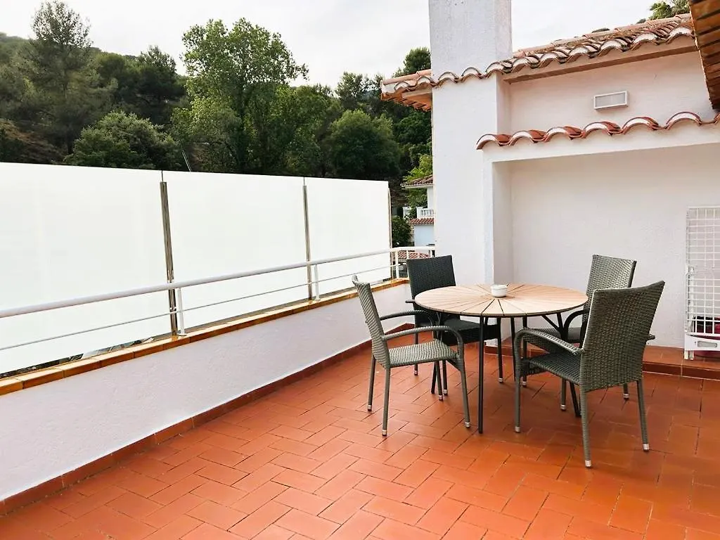 Private Apartments Cala Canyelles 滨海略雷特